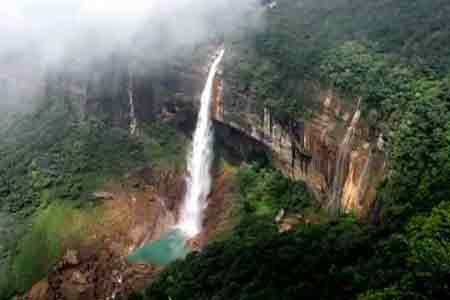 Nohkalikai Waterfalls 