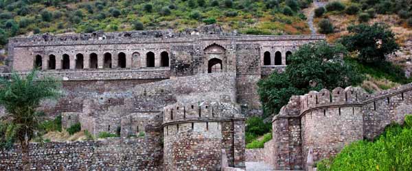 Most Haunted Place Bhangarh Fort