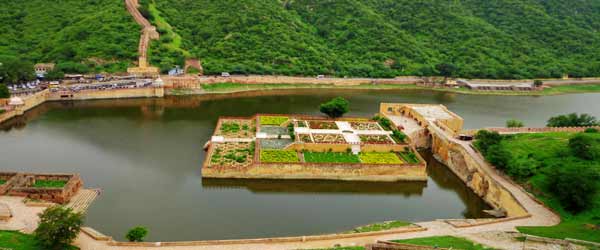 Lakes & Gardens in Rajasthan