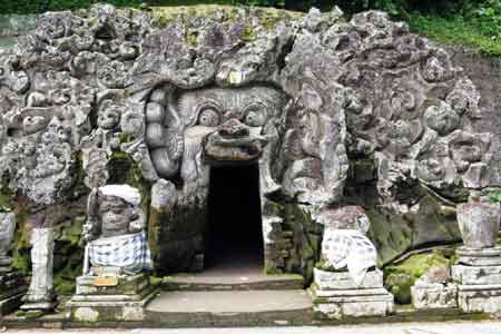 Lamgau Caves